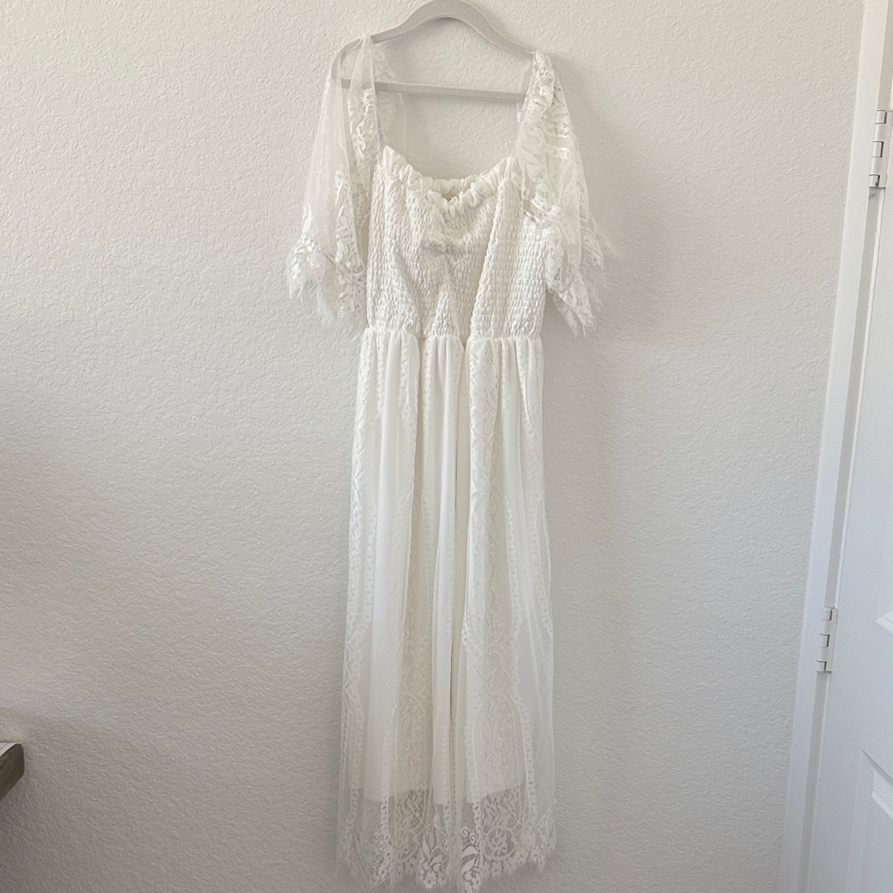 Elegant White Lace Dress